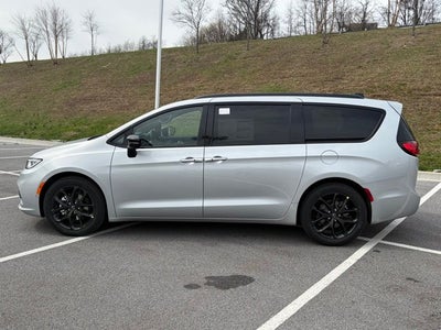 2026 Chrysler Pacifica PACIFICA LIMITED