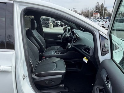 2026 Chrysler Pacifica PACIFICA LIMITED