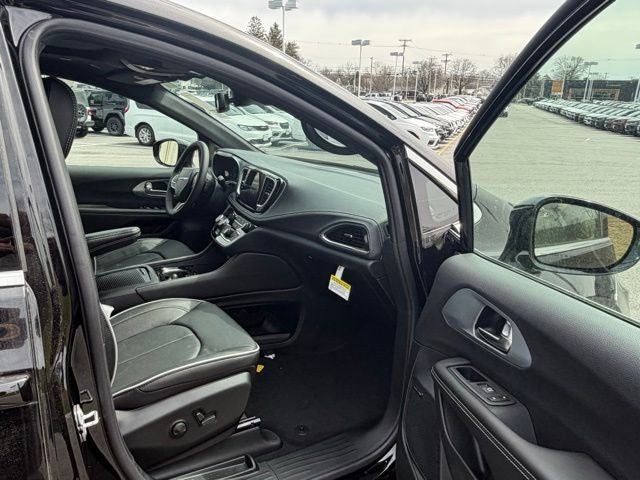 2026 Chrysler Pacifica PACIFICA LIMITED