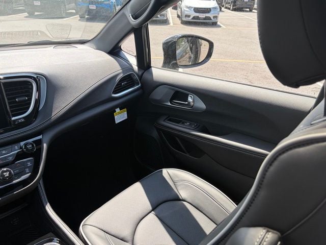 2026 Chrysler Pacifica PACIFICA LIMITED