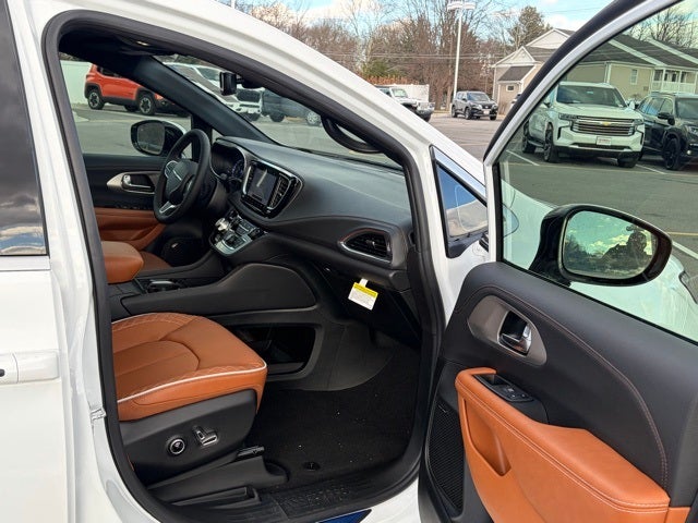 2026 Chrysler Pacifica PACIFICA PINNACLE