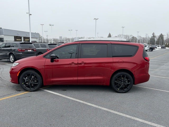 2026 Chrysler Pacifica PACIFICA SELECT AWD
