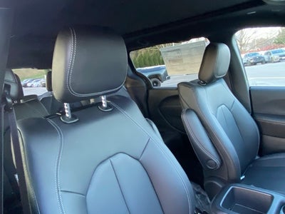 2026 Chrysler Pacifica PACIFICA SELECT AWD