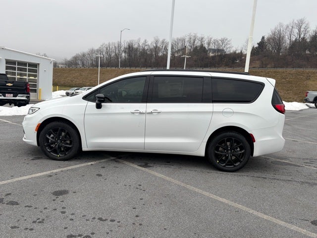 2026 Chrysler Pacifica PACIFICA SELECT AWD