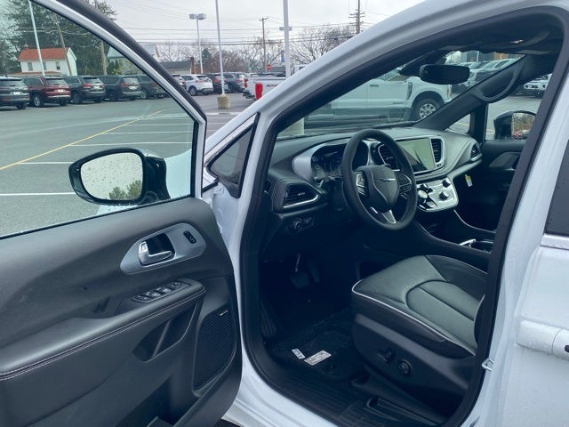 2026 Chrysler Pacifica PACIFICA LIMITED AWD