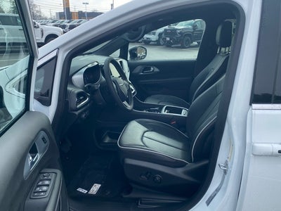 2026 Chrysler Pacifica PACIFICA LIMITED AWD