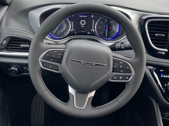 2026 Chrysler Pacifica PACIFICA LIMITED AWD