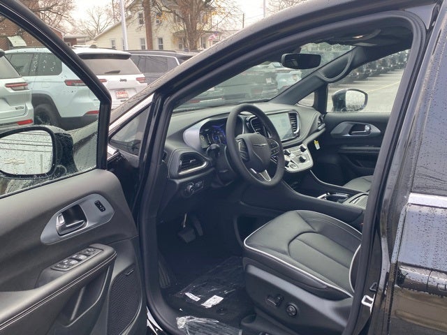 2026 Chrysler Pacifica PACIFICA LIMITED AWD