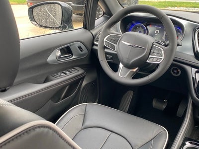 2026 Chrysler Pacifica PACIFICA LIMITED AWD