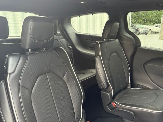 2027 Chrysler Pacifica PACIFICA LIMITED AWD