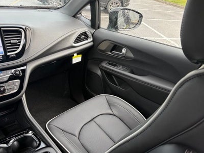 2027 Chrysler Pacifica PACIFICA LIMITED AWD