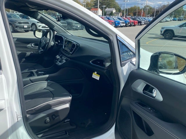 2026 Chrysler Pacifica PACIFICA LIMITED AWD