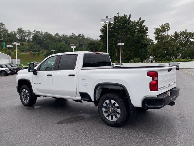2022 Chevrolet Silverado 2500HD 4WD Crew Cab Standard Bed Custom