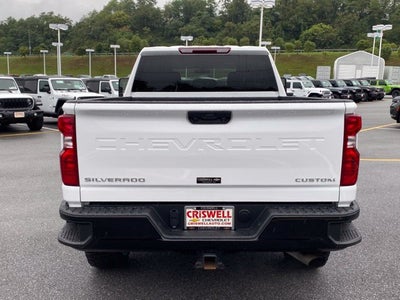2022 Chevrolet Silverado 2500HD 4WD Crew Cab Standard Bed Custom