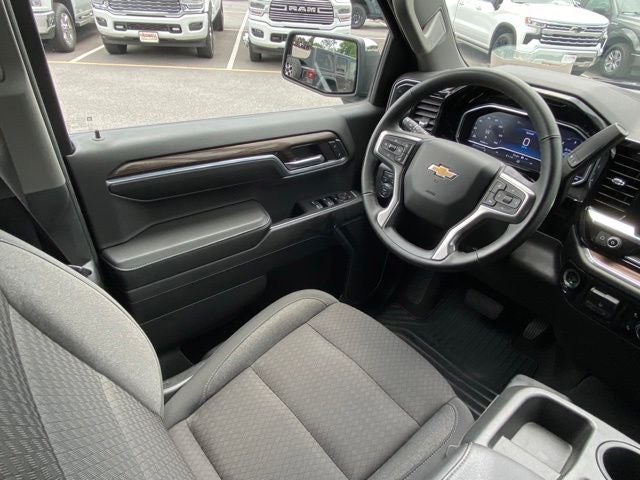 2024 Chevrolet Silverado 1500 4WD Crew Cab Short Bed LT