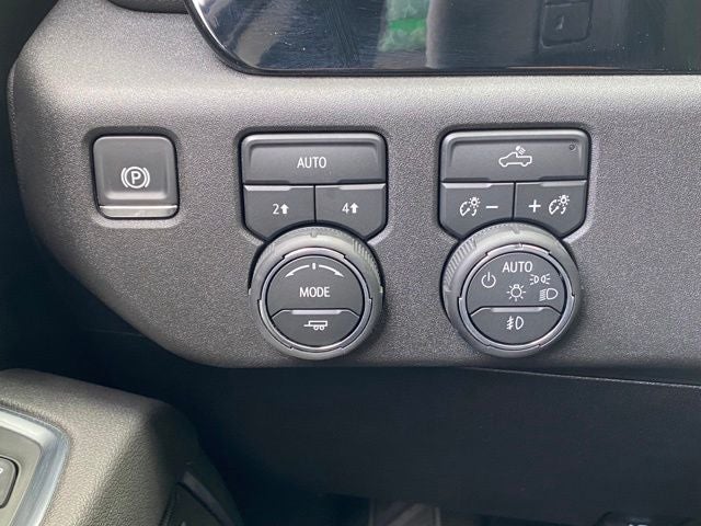 2026 Chevrolet Silverado 1500 4WD Crew Cab Short Bed RST