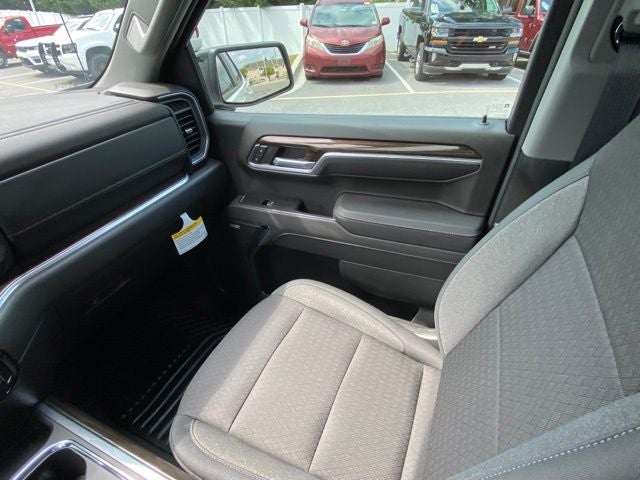 2026 Chevrolet Silverado 1500 4WD Crew Cab Short Bed RST