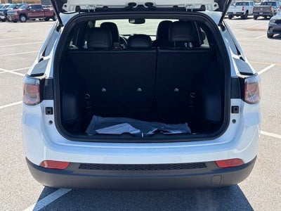 2026 Jeep Compass COMPASS LATITUDE 4X4