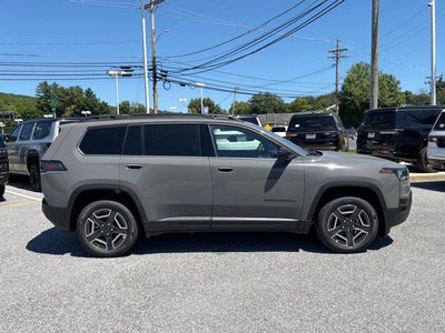 2026 Jeep Cherokee CHEROKEE LAREDO 4X4