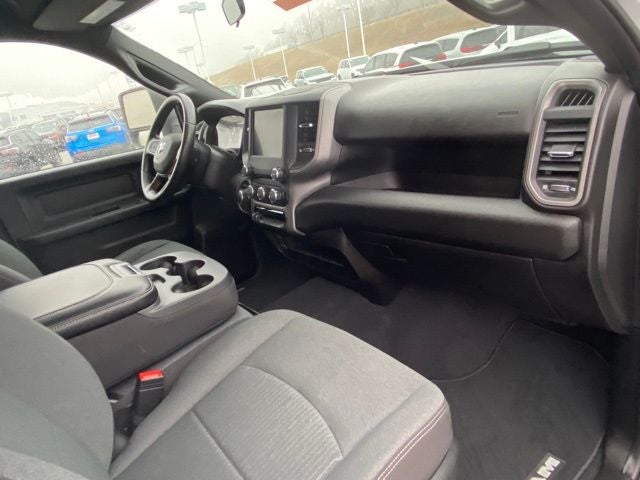 2024 RAM 3500 Tradesman Crew Cab 4x4 6'4' Box