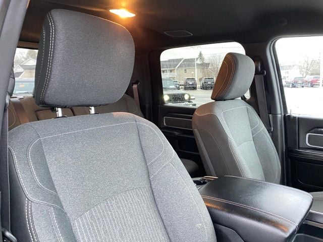 2019 RAM 3500 Big Horn Crew Cab 4x4 6'4' Box