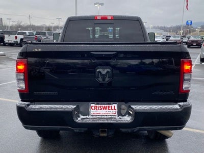 2019 RAM 3500 Big Horn Crew Cab 4x4 6'4' Box