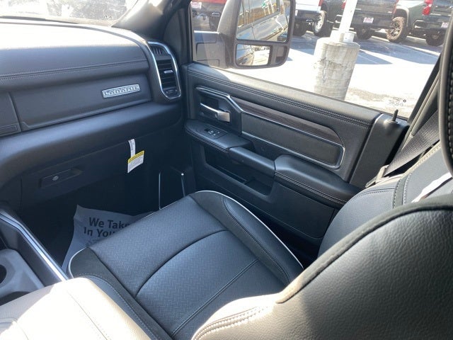 2026 RAM Ram 3500 RAM 3500 LARAMIE CREW CAB 4X4 6'4' BOX