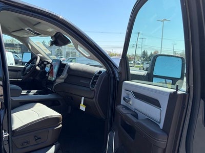 2026 RAM Ram 3500 RAM 3500 LARAMIE CREW CAB 4X4 6'4' BOX