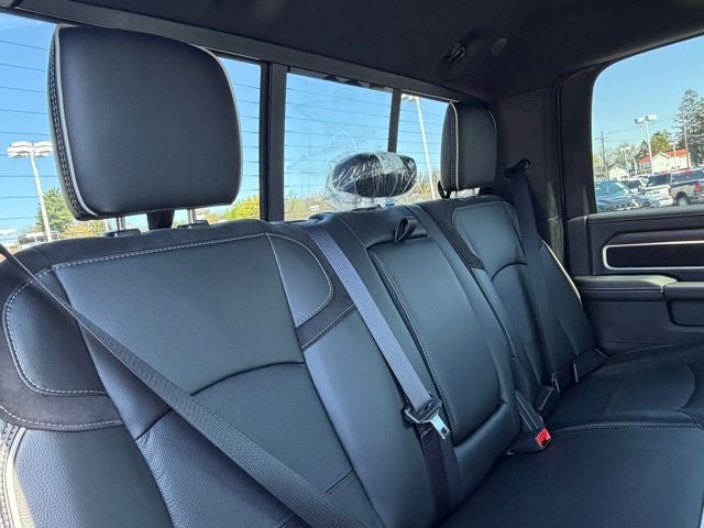 2026 RAM Ram 3500 RAM 3500 LARAMIE CREW CAB 4X4 6'4' BOX