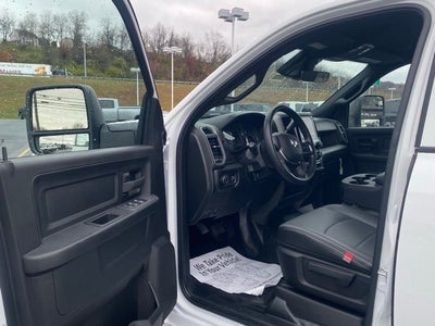 2026 RAM Ram 3500 RAM 3500 TRADESMAN CREW CAB 4X4 8' BOX