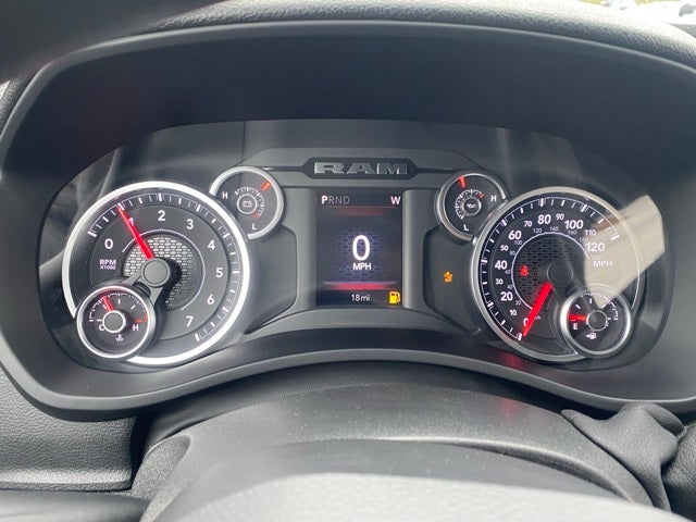 2026 RAM Ram 3500 RAM 3500 TRADESMAN CREW CAB 4X4 8' BOX