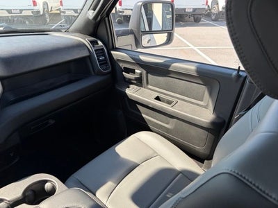 2027 RAM Ram 3500 RAM 3500 TRADESMAN CREW CAB 4X4 8' BOX