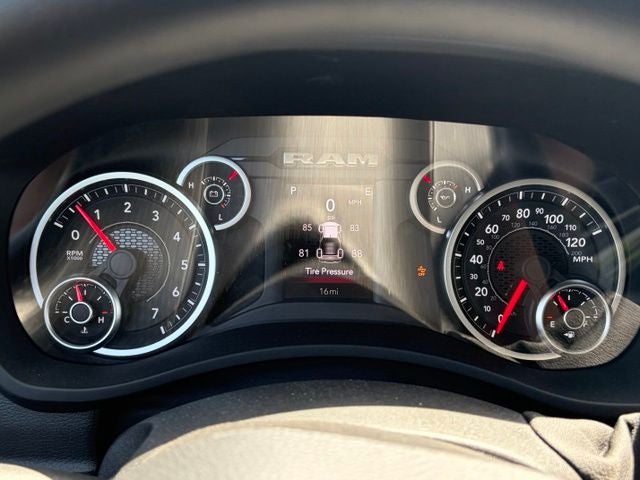 2026 RAM Ram 3500 RAM 3500 TRADESMAN CREW CAB 4X4 8' BOX