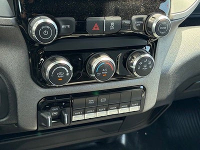 2026 RAM Ram 3500 RAM 3500 TRADESMAN CREW CAB 4X4 8' BOX