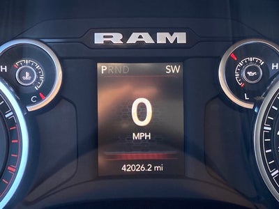 2024 RAM 3500 Big Horn Crew Cab 4x4 8' Box