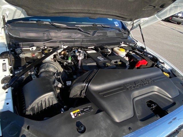 2024 RAM 3500 Big Horn Crew Cab 4x4 8' Box