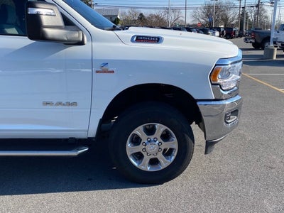 2024 RAM 3500 Big Horn Crew Cab 4x4 8' Box