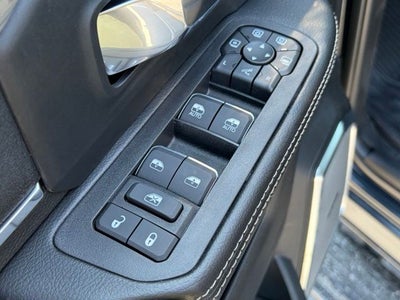 2027 RAM Ram 3500 RAM 3500 LARAMIE CREW CAB 4X4 8' BOX