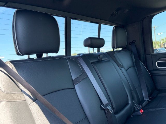 2027 RAM Ram 3500 RAM 3500 LARAMIE CREW CAB 4X4 8' BOX