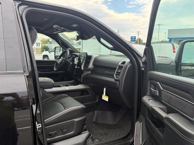 2027 RAM Ram 3500 RAM 3500 LARAMIE CREW CAB 4X4 8' BOX