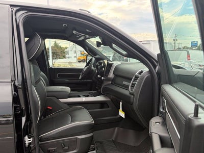 2027 RAM Ram 3500 RAM 3500 LARAMIE CREW CAB 4X4 8' BOX
