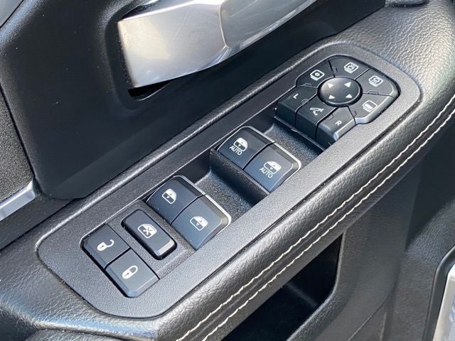 2025 RAM 3500 Laramie Crew Cab 4x4 8' Box