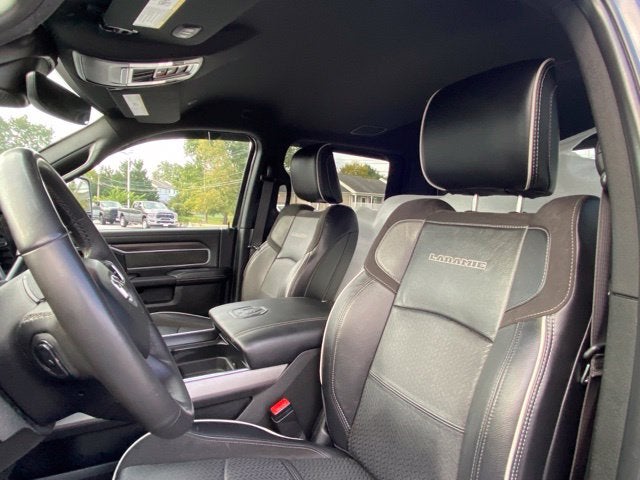 2025 RAM 3500 Laramie Crew Cab 4x4 8' Box