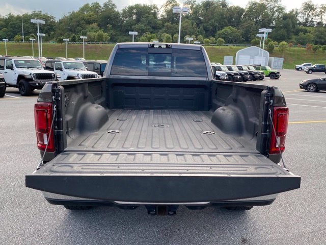 2025 RAM 3500 Laramie Crew Cab 4x4 8' Box