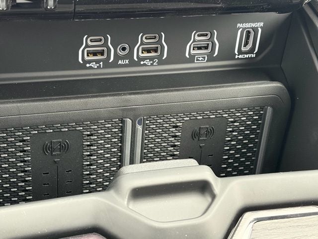 2026 RAM Ram 3500 RAM 3500 LIMITED MEGA CAB 4X4 6'4' BOX