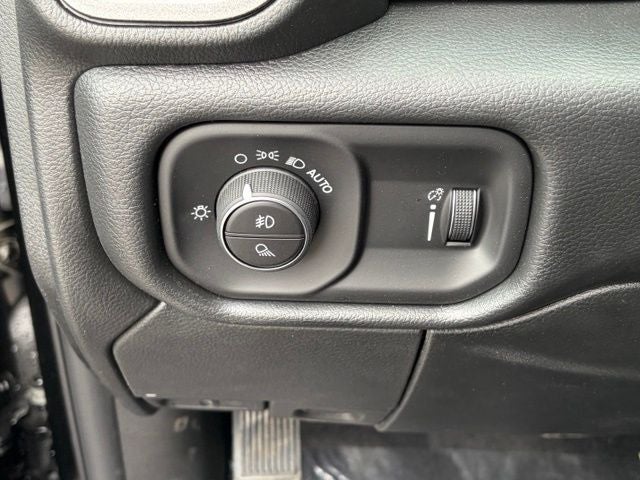 2026 RAM Ram 2500 RAM 2500 WARLOCK CREW CAB 4X4 6'4' BOX