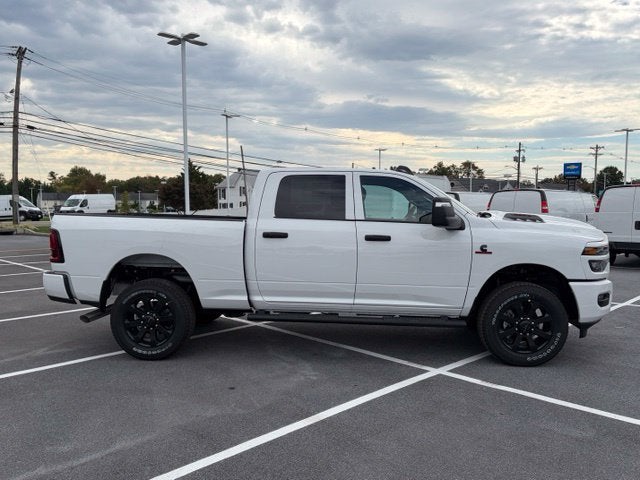 2027 RAM Ram 2500 RAM 2500 BLACK EXPRESS CREW CAB 4X4 6'4' BOX