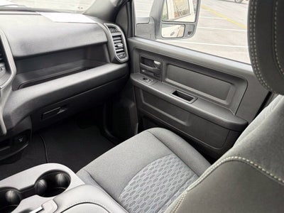 2027 RAM Ram 2500 RAM 2500 BLACK EXPRESS CREW CAB 4X4 6'4' BOX
