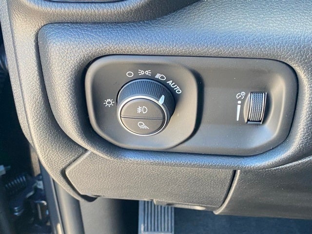 2025 RAM Ram 2500 RAM 2500 TRADESMAN CREW CAB 4X4 6'4' BOX