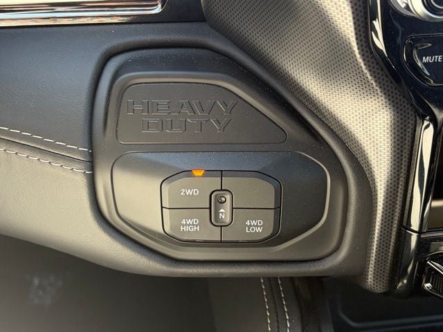 2026 RAM Ram 2500 RAM 2500 LIMITED CREW CAB 4X4 6'4' BOX